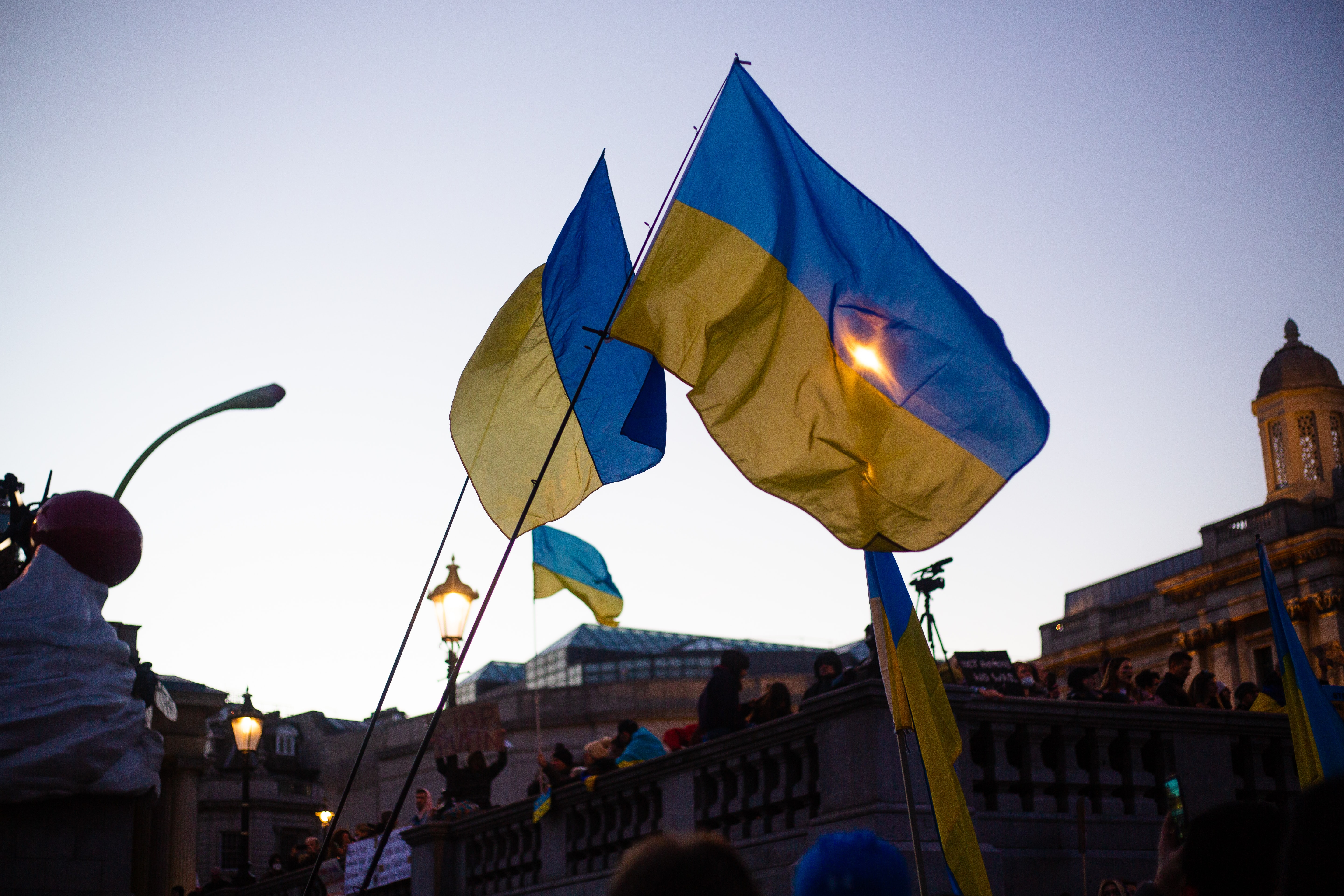 Ukrainian flag by Karollyne Hubert on Unsplash